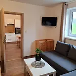 Apartment Mega Max