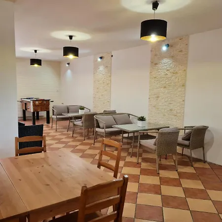 Mega Max Apartament Stare Mesto (Moravian)