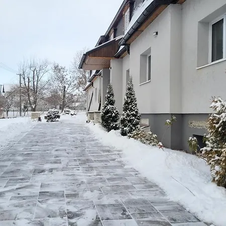 Apartment Mega Max Stare Mesto (Moravian)