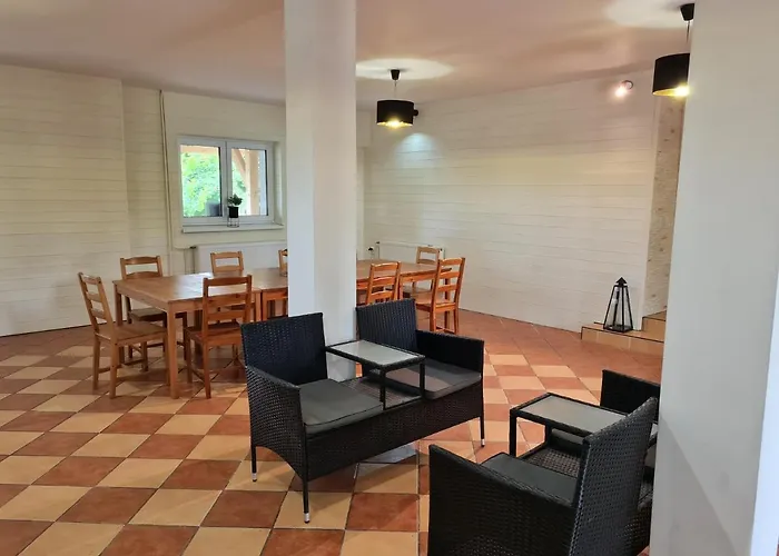 Mega Max アパート