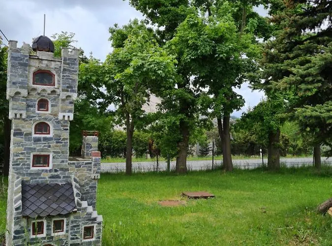Mega Max * Stare Mesto (Moravian)