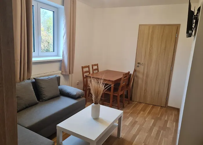 Mega Max アパート *