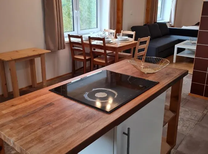 アパート Mega Max *